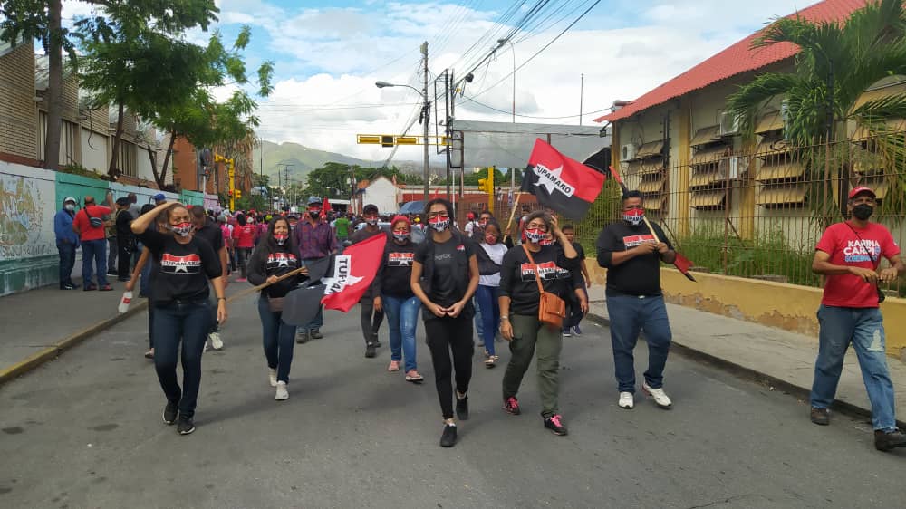 MBI_Rebeldes's tweet photo. #28Oct
Gran Inicio de Campaña hoy en #AraguaTieneConQué con @Soykarinacarpio y @BrullerbyPSUV rumbo a la victoria del #21Nov y el Glorioso Municipio MBI dijo presente.
#TupamaroMBITieneConQ
#LaEraRebelde https://t.co/JFOLK9n7G9