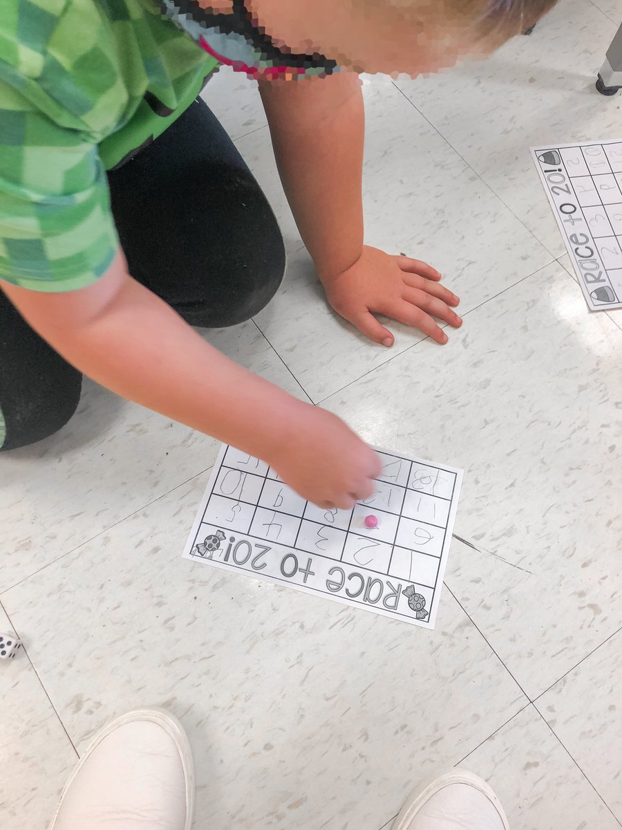 Ms_Maguire_'s tweet photo. Today in math we played in partners and rolled our dice until we got to 20! We used lego or clay as our markers. Students were full of excitement playing this simple but fun number sense game! 🎲 #math #numbersense #counting #grade1 https://t.co/2AaT9jaf8c