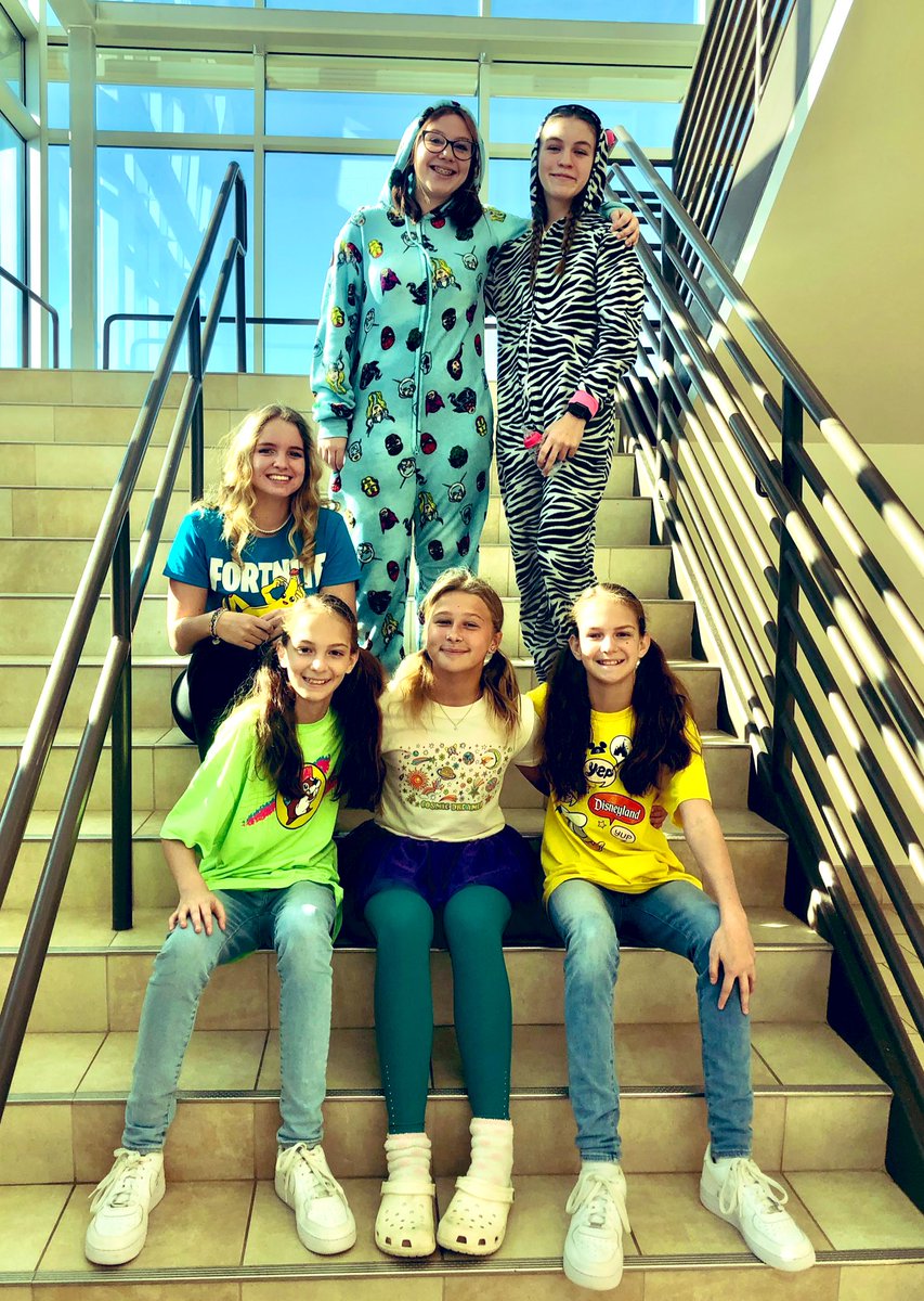 spartans_stuco's tweet photo. Red Ribbon Week! Generation Day; Grow up and donโt do drugs. Kids, middle aged, and seniors citizens getting in on the fun. #GenerationDay
#RedRibbonWeek #Drugfreelookslikeme @CHSSpartans @BurlesonISD https://t.co/leeKLf7YQ8