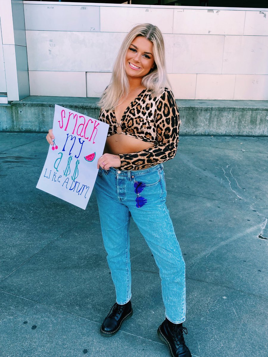 KateAddington's tweet photo. LOVE ON TOUR❤️‍🔥🥝🍒🦋🍉🍓#HSLOTAtlanta #HSLOT https://t.co/EijH64LGzP