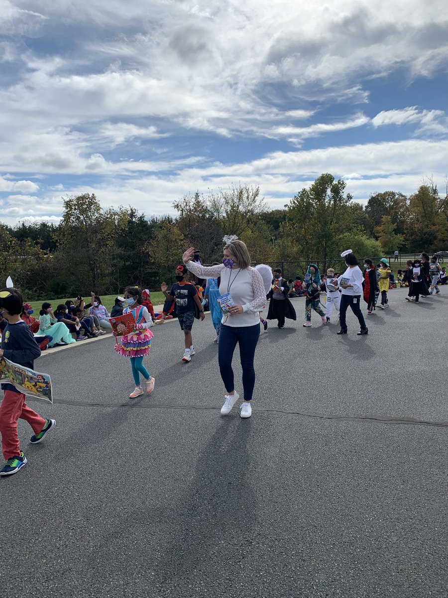We had a blast at our RLC Storybook Character Parade! It was so great to see our Coyotes in their costumes and have our families join us 💙💛 <a href="/RLCPrincipal/">Diane Insari</a> <a href="/MouwRyan/">Ryan Mouw</a> #RLCBetterTogether