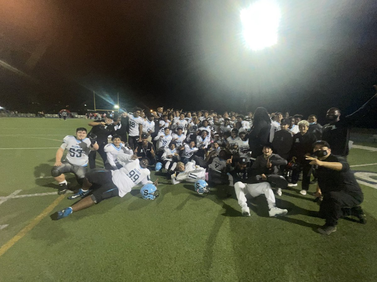 CoachKota's tweet photo. Del Rey League Champs!!

@SalesianFB 
@latsondheimer 
@ErikSarni1 https://t.co/nOdWoWzqqQ