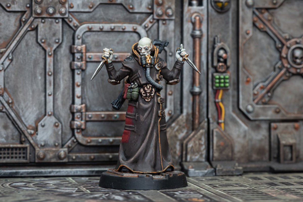 IgoUgoGamer's tweet photo. Started on my next #necromunda gang. Here’s the first #Delaque ganger from the #houseofshadows. #paintingminiatures #PaintingWarhammer #WarhammerCommunity https://t.co/L06p1PCz2B