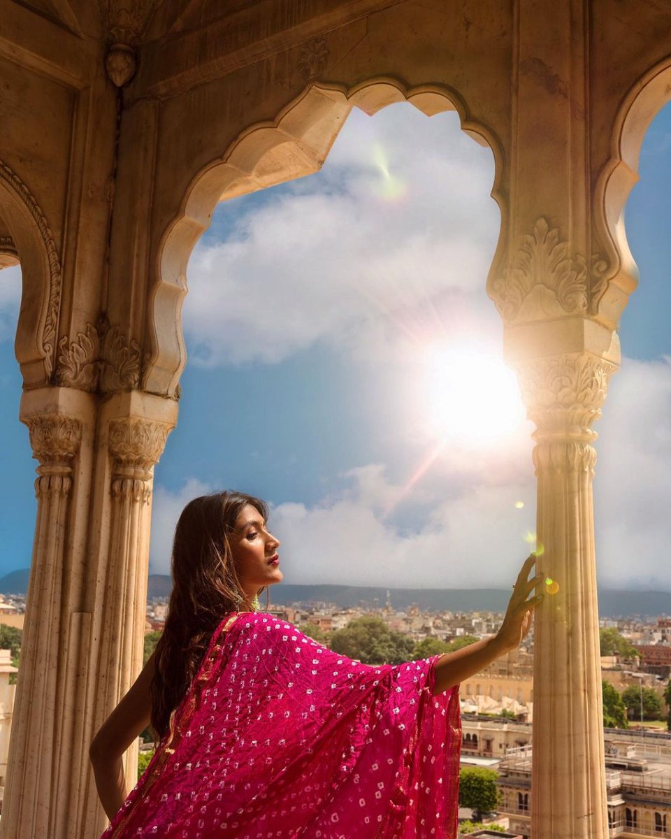 JCPExperiences's tweet photo. A #RoyalView at #TheCityPalaceJaipur

#Repost - Larissa D'Sa 

Book a Royal Tour ➡️
https://t.co/mqFeV4nfJ2 https://t.co/cWbg6HLJEw
