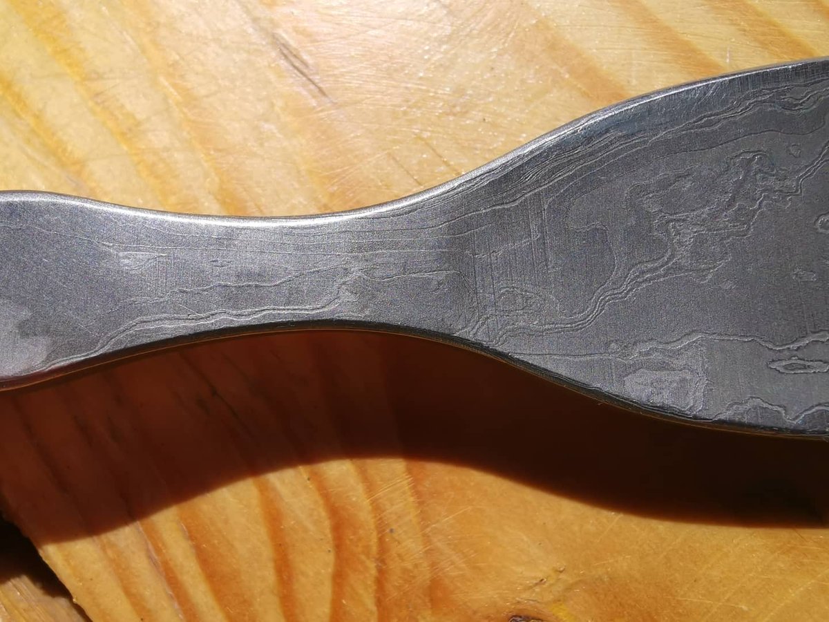 vbamburintools's tweet image. Отлогий резец из дамасска
Кому нужно обращайтесь
Инструмент заточен остро и готов к работе
#vbamburintools #blacksmithingtools #handmade #handtools #miniaturetool #DIY #realcraft #tools #art #russia #creative #foto