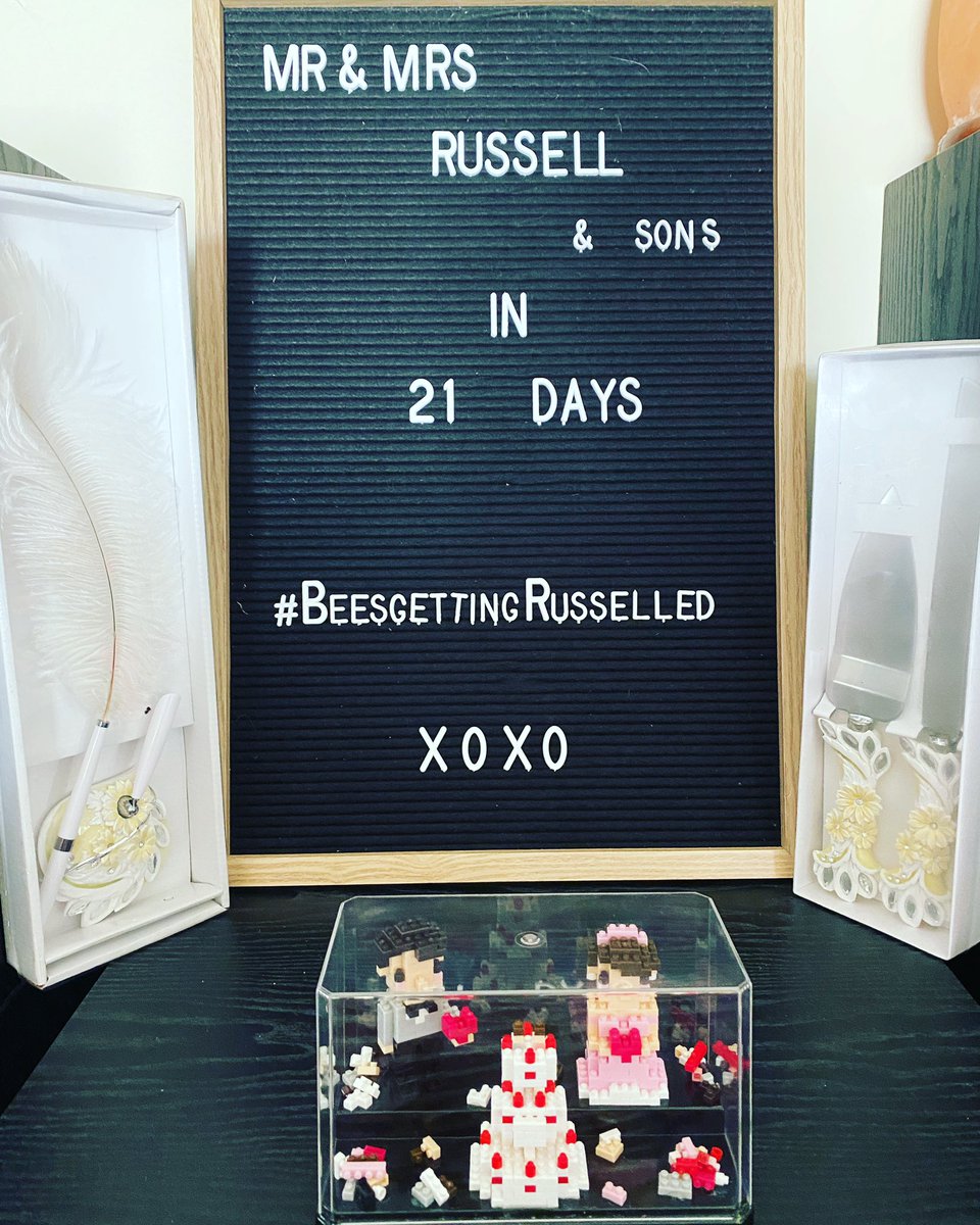 QueenBee_Austen's tweet photo. #beesgettingrusselled about to marry the man of my dreams…… https://t.co/V17qiwCO4j