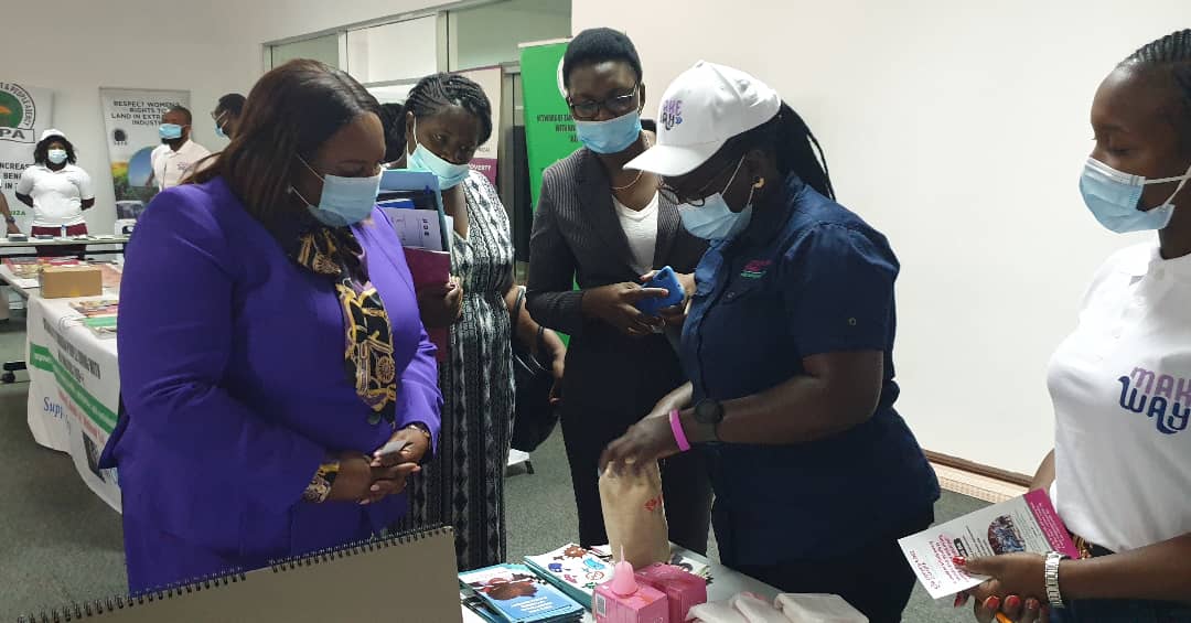 CopperRoseZM's tweet photo. #FlashbackFriday 

Highlights from the launch of the Make Way Programme in Zambia led by FAWEZA which we attended. The launch took place at Mulungushi International Conference Centre.

#copperrosezambia #beautiful #valuable #empowered #womenempowerment #personaldevelopment https://t.co/zBJHHqNU8Z