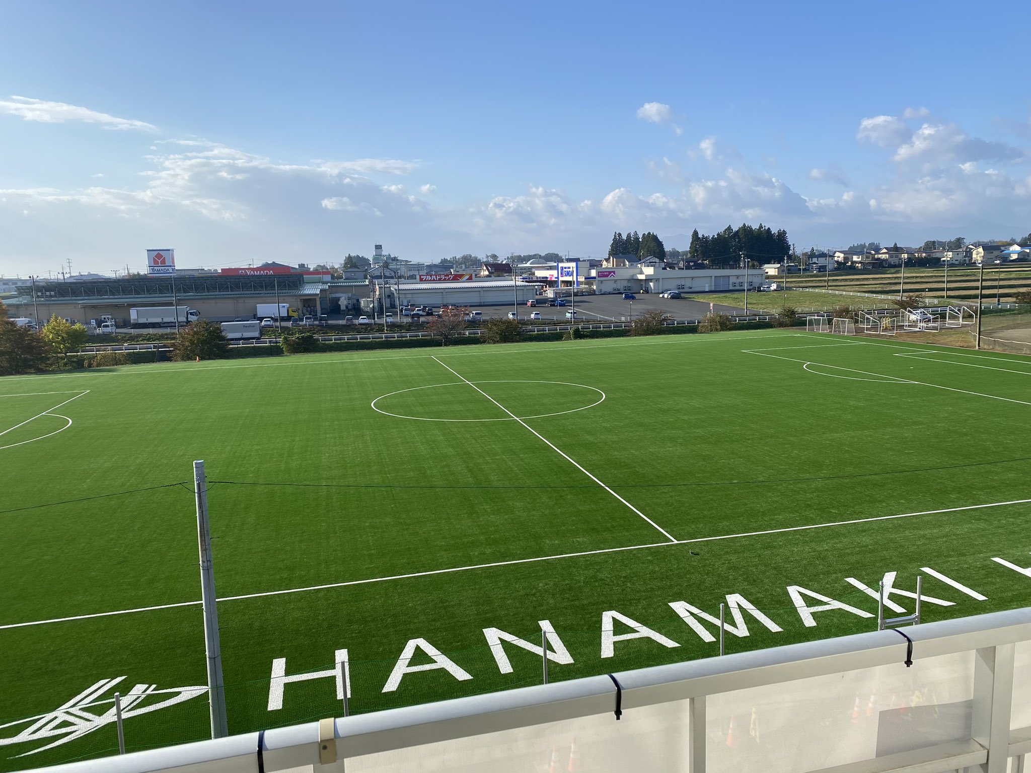 柱谷哲二 Tetsuji Hashiratani 花巻東高校サッカー部人工芝グランドが完成しました 11月13日に 完成竣工式を行います 当日 ラモスさんとトークショーを行います ラモスさんと会うのは 久しぶり 楽しみにしてます 菊池利三も来てくれます