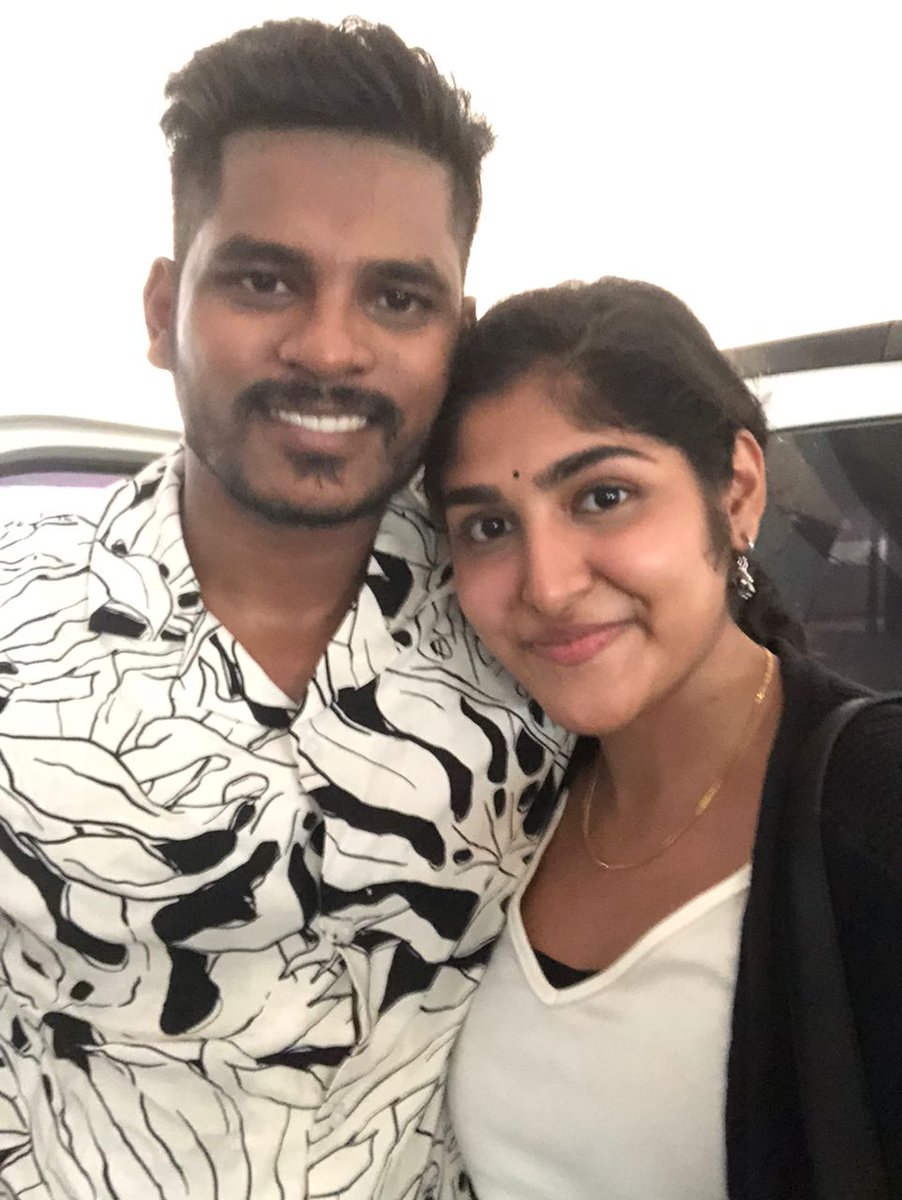 vinodkannayan71's tweet photo. Relationship is not about having a handsome or a pretty face. It’s not about trying to make things perfect because there are no perfect relationships. But it’s finding someone who matches you &amp; would accept the worst of you &amp; will go through everything without giving up to you.❤️ https://t.co/WrHo2w8MyQ