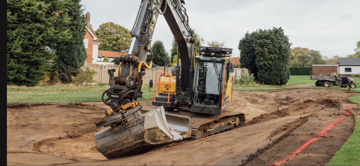 LakelandE's tweet photo. Bunker renovations @lincolngc with @Fineturf @creative_golf @KenBrownGolf @adibutt28 @engcon_uk @SMT_GB https://t.co/pfUwHAaNco