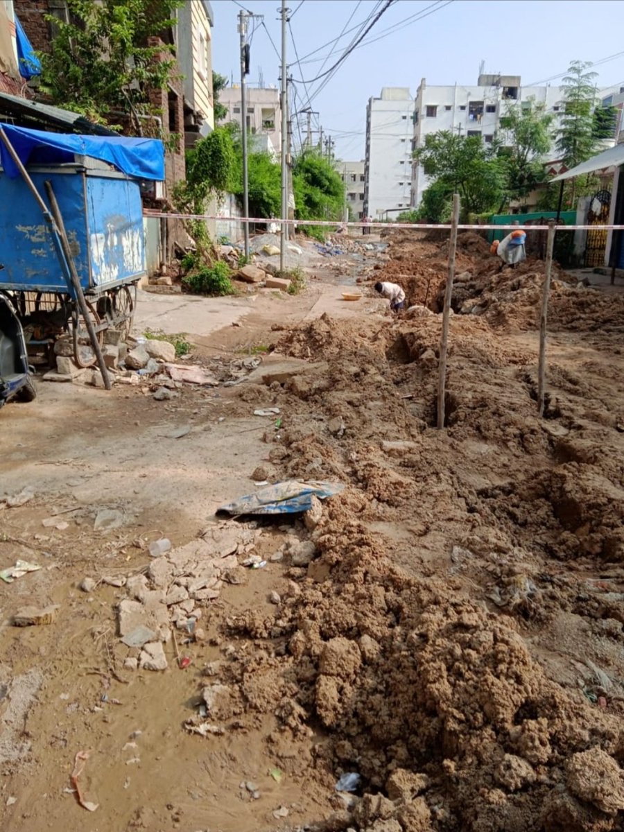 shaileshtaurus's tweet photo. #29-Oct update.
Appreciate GHMC to SPEED-UP pipeline works for normalcy.
#fasttrackwork4normalcy

#SilverSpringsSufferings

@CommissionrGHMC @GHMCOnline @HMWSSBOnline @dcquthbullapur @KTRoffice @KP_VIVEKANANDA @RC_Abhi https://t.co/rcEsFcU9Ma