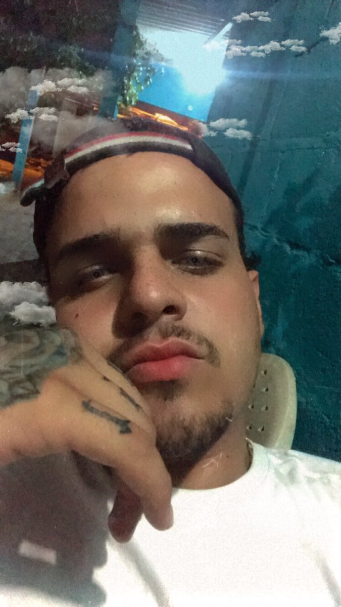 Lucasbrum160's tweet photo. Cada dia q passa eu me supero mais um pouco 🥵🤤 https://t.co/meupL3hLrN