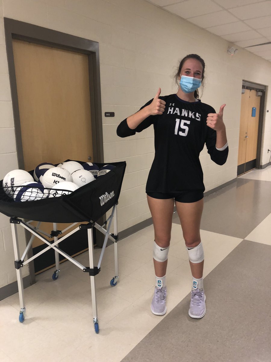 coachZgr8ness's tweet image. Congrats to @HSHSvball!!!!! What a great game! …and a big shout out to @AcklesSammy 🏀 🏐