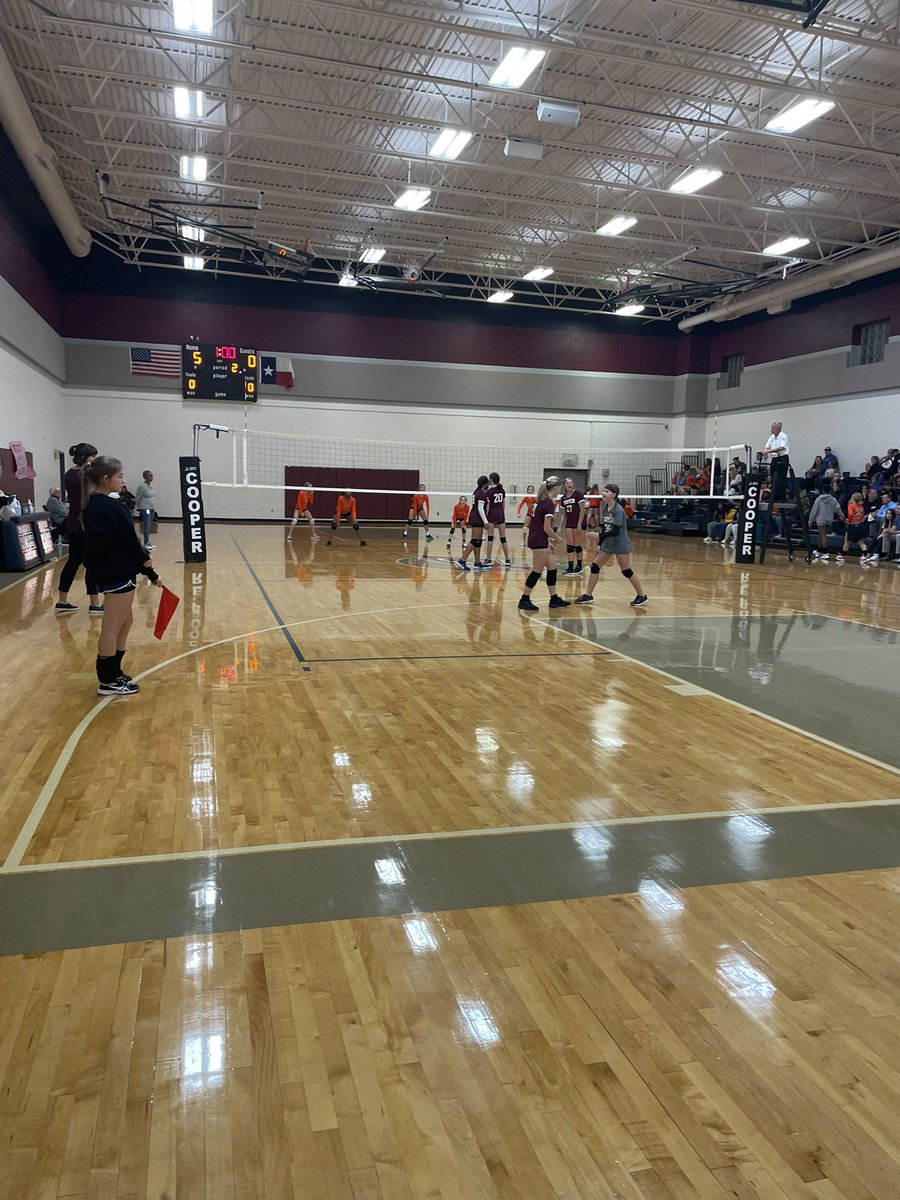 AHMOVB's tweet photo. Cooper 7th grade match is underway. 🏐🏴‍☠️ Future Pirates! #AHMO https://t.co/mfF3ioroxM