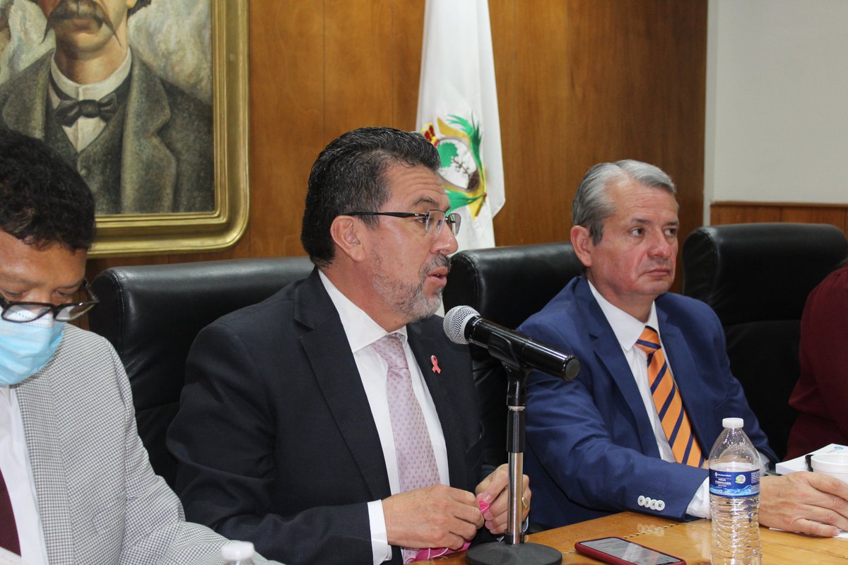 COBAEDoficial's tweet photo. 📌Hoy se presentó ante la Comisión de Educación del @CongresoDurango, la propuesta de modificación al Decreto de #COBAED que permita homologar su contenido a las nuevas disposiciones federales y continuar con los objetivos por una #EMediaSuperior de calidad✏️

#XXXIVAniversario🏵️ https://t.co/Kt1i7HodAy