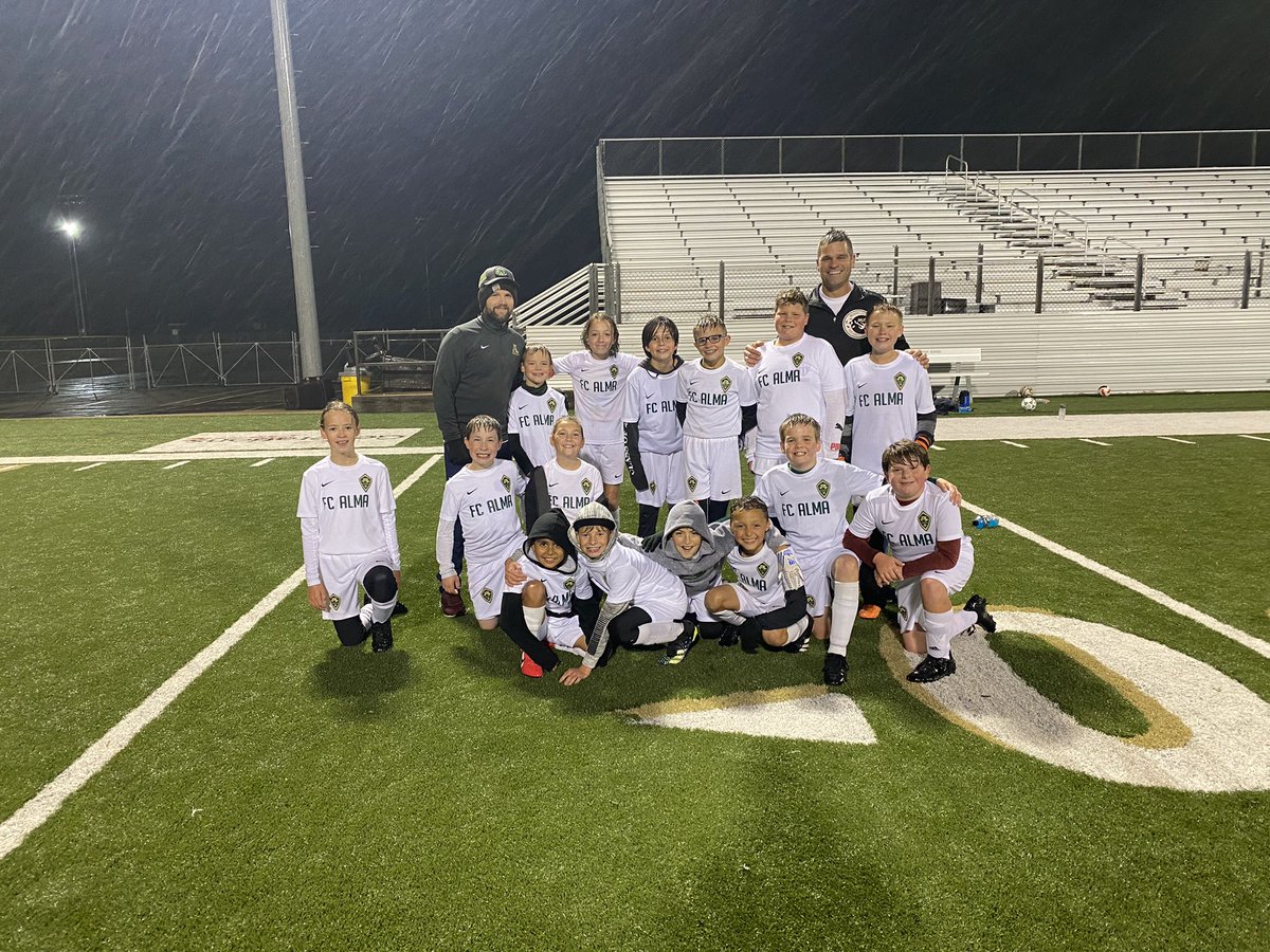 AlmaSoccerClub's tweet photo. Our 11Us battled through cold rain and wind this evening at Airedale Stadium to come out with a win over Mountainburg 5/6!
#FCAlma #only1Airedale
@AiredaleSoccer https://t.co/hI7cU59IQT