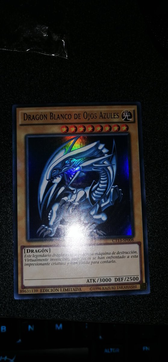 Raulbv96's tweet photo. @YuGiOh_TCG I dont have a collection but I always keep one BEWD with his classic art ❤️ #sweepstakes #YGOCollectionLA https://t.co/mv41WAD1JZ https://t.co/i82wTWvsqx