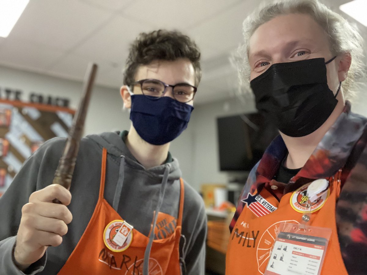 EmilyWaverly's tweet photo. The boy who lived!! Mark stopped by on his last day to tell me that I was the first person to make him feel welcome and not to feel bad/scared to ask for help!! {he also dressed up, just for me! He &amp; I had a long-standing HP joke} I love it when associates make the time. Ditto. https://t.co/bT60f3qHSo