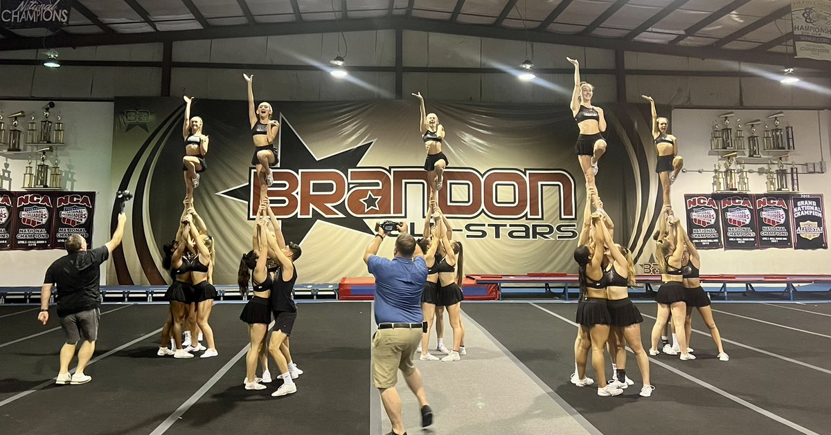 “Know our name, we will win B R A N D O N” <a href="/BrandonSrBlack/">Brandon Senior Black</a> is solid as a rock at MAJORS Filming🎥🤍🤩👏🏼