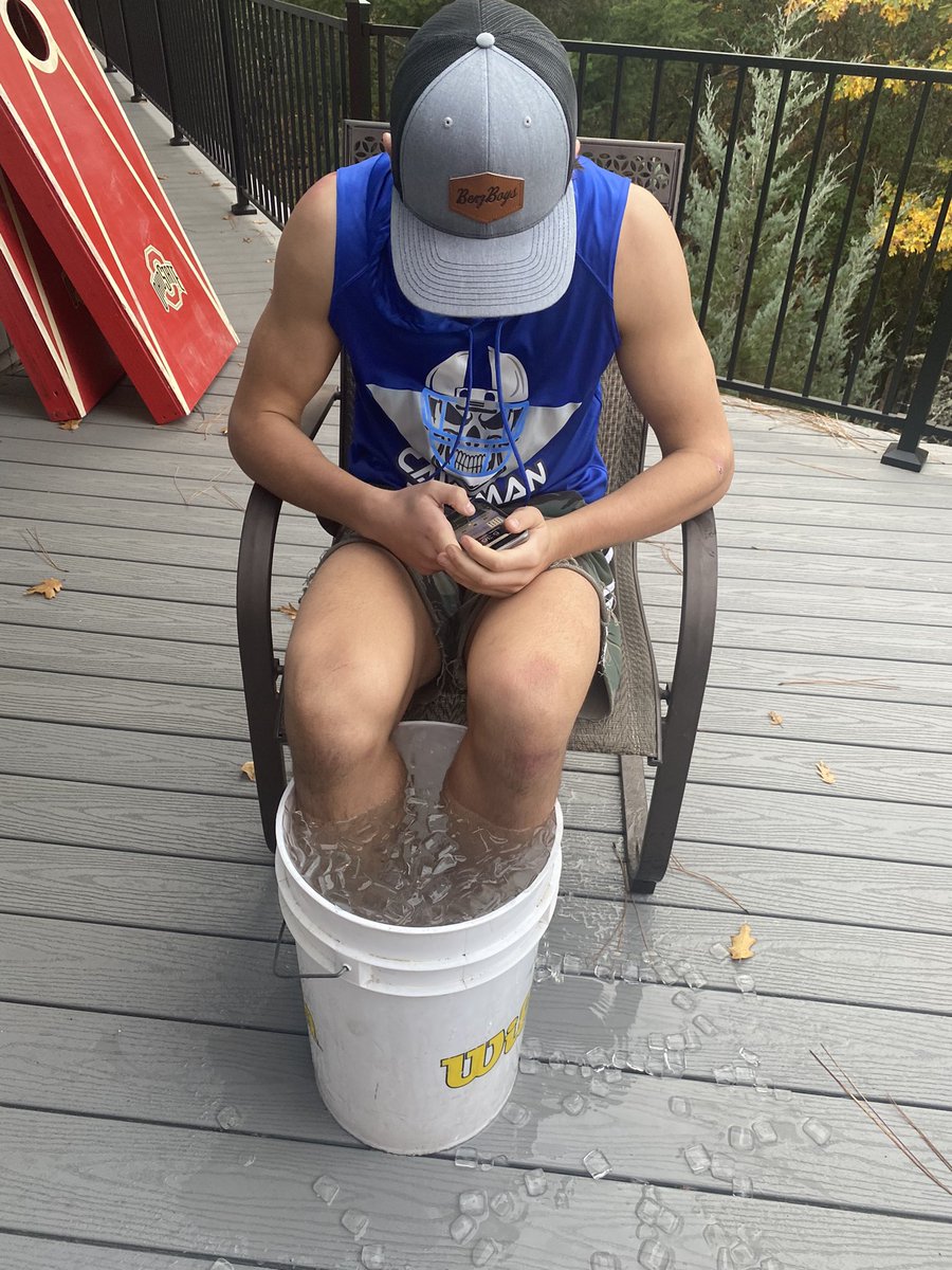 Troy_Osborne29's tweet photo. Recovery Time not fun but Gotta get done! #gameready https://t.co/BdGAgrEcWV