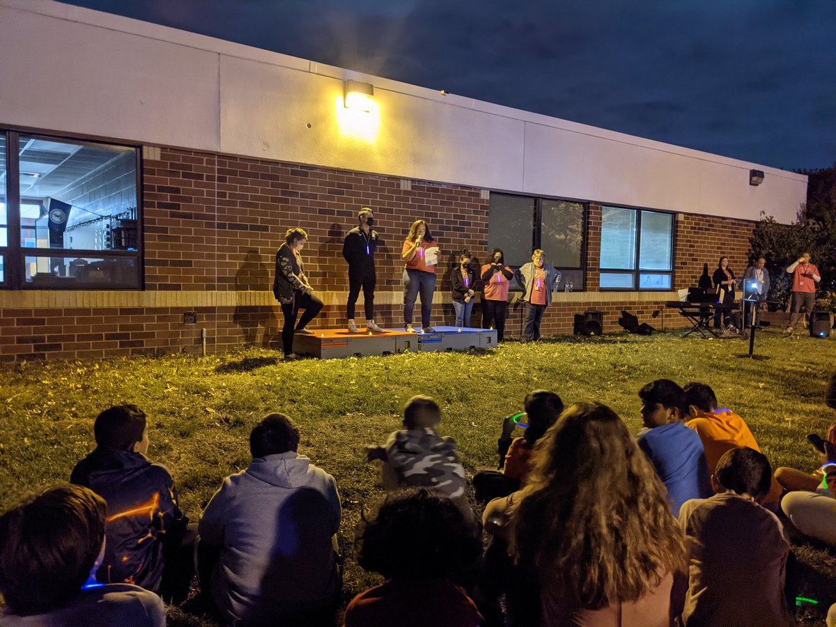 LRESPTA's tweet photo. #hackettsheroes tonight the Eagle community came together to honor one of our own, Mr. Hackett. Thank you to everyone who came out or has donated to help provide food to the staff or the Hackett legacy fund. We truly are a family at LRE  @LittleRiverLCPS #LRElem https://t.co/7q66zQ42YI