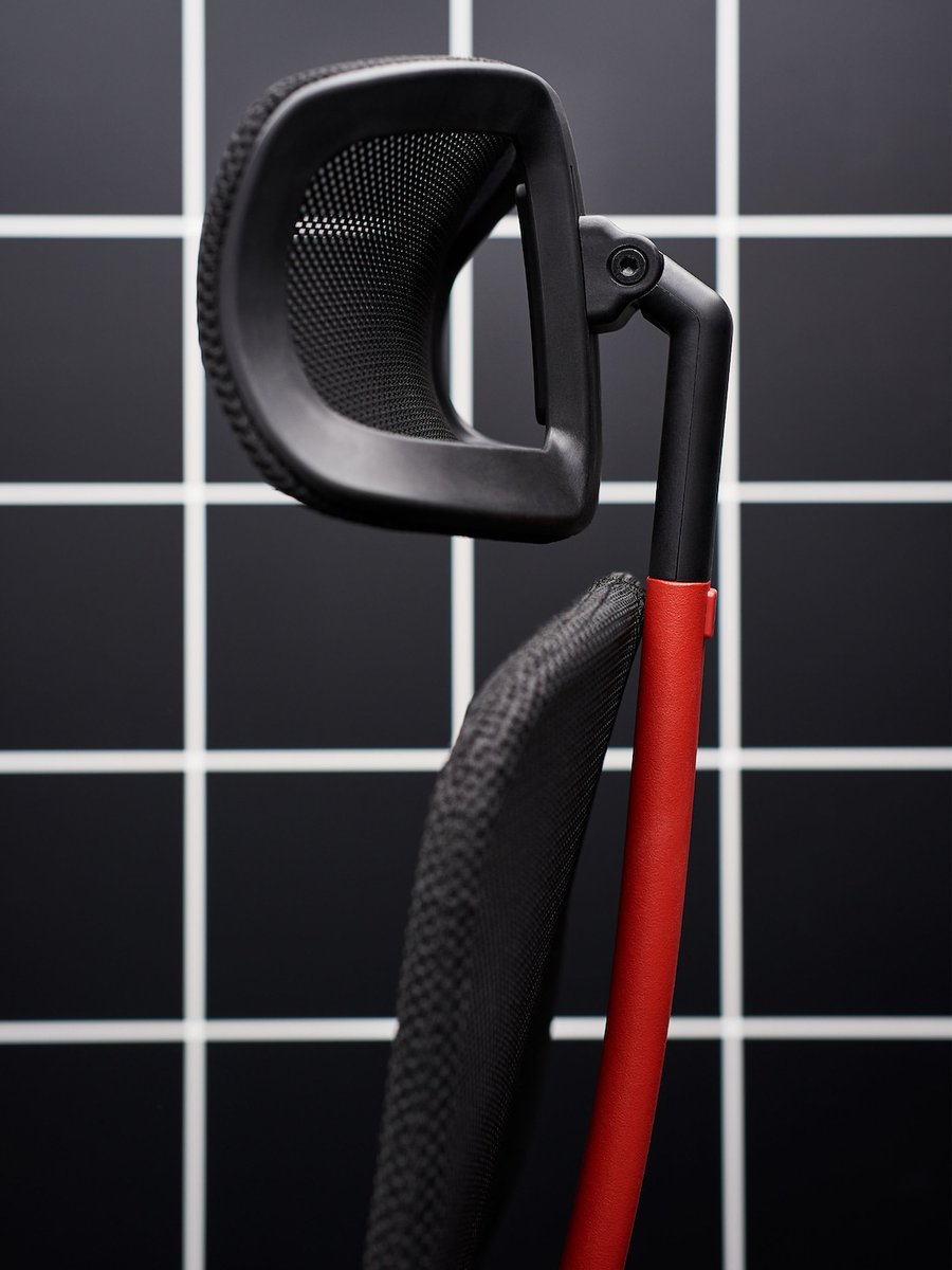 myjoe_'s tweet photo. IKEA x Republic of Gamers bakal hadir November ini!!

ada sapa nak beli tak kerusi Tomaz aku ni. https://t.co/7n1hvnV85G