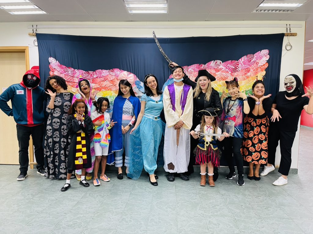 Whitney Elliott tweet media