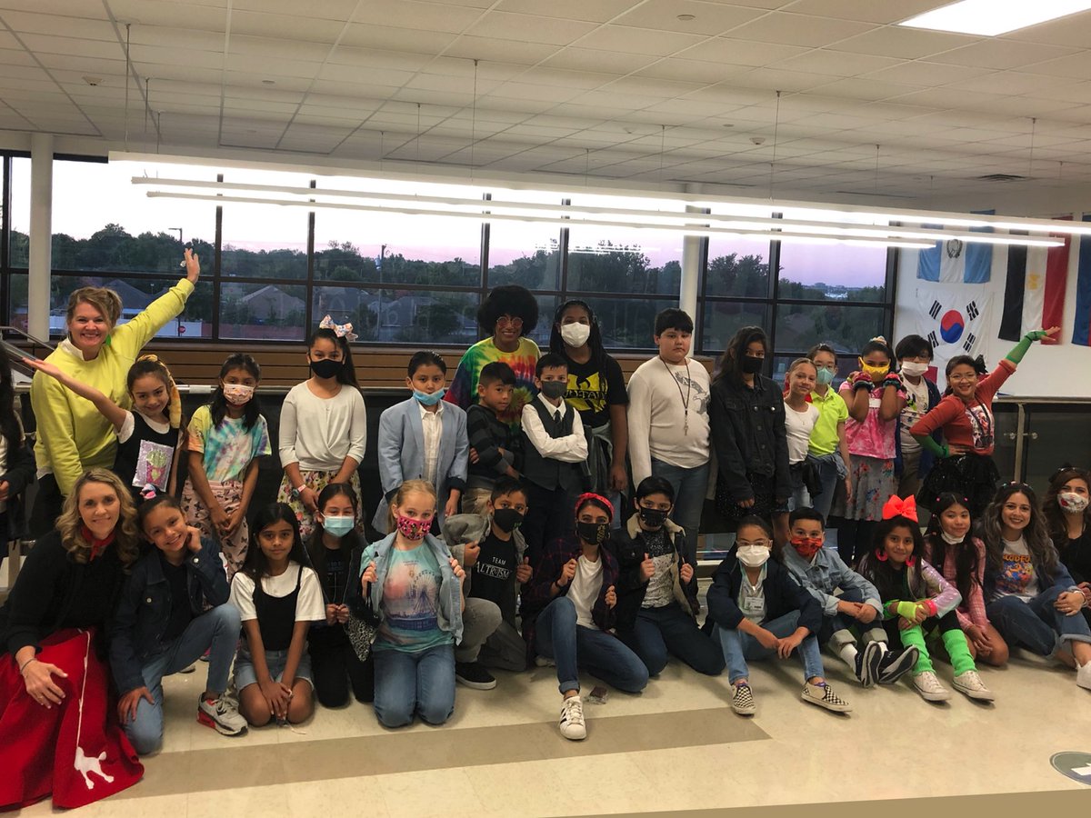 IBgators4th's tweet photo. Decades day for red ribbon week! We loved seeing our Gators get creative with their outfits! @goodgatorsib @AgueParedes @TrevinoTweetsED @CFBISD #GoodGatorsIB
#Worldchangers
#Fantastic4IBTeachers
#believeleadsucceed #IBStrong https://t.co/v6BdFyoTcp