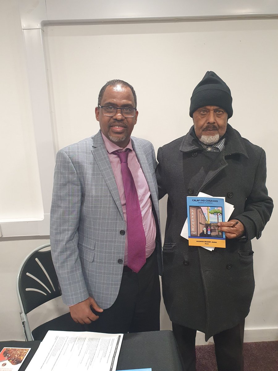MohamoudIbrahi1's tweet photo. Waa maanta iyo bandhiggii buugaagta London. Buuggayga "CALAF IYO CUGASHO" ayaa ka mid ahaa buugaagtii halkaa lagu soo bandhigay. @BoWarsame @LKulmiye @AmbAmerico @faisalroble19 @MohamoudGaildon @Gobannimo @AMAbtidon @SomaliWeekFest https://t.co/amqOuPIcQX
