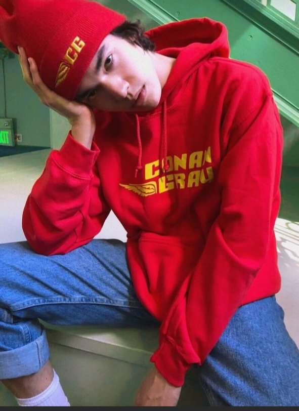 kittirry's tweet photo. this or that 
TELEPATH OUT NOW #telepath #telepathoutnow TELEPATH @conangray https://t.co/pxDDeLpo5R