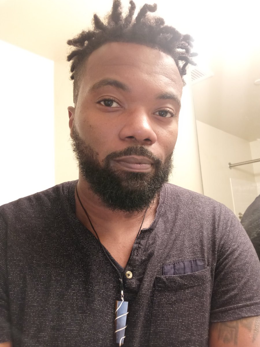 OynxPenguin's tweet photo. 😬🤙🏿 https://t.co/zF0bUt4CkQ