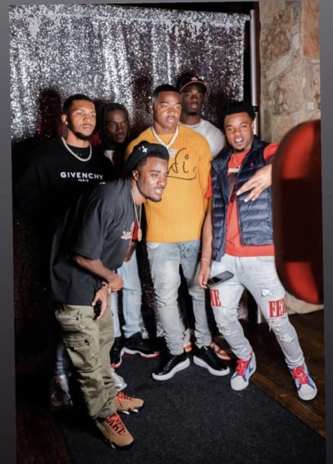 FC1MfXIWYBQKMlC?format=jpg&name=large