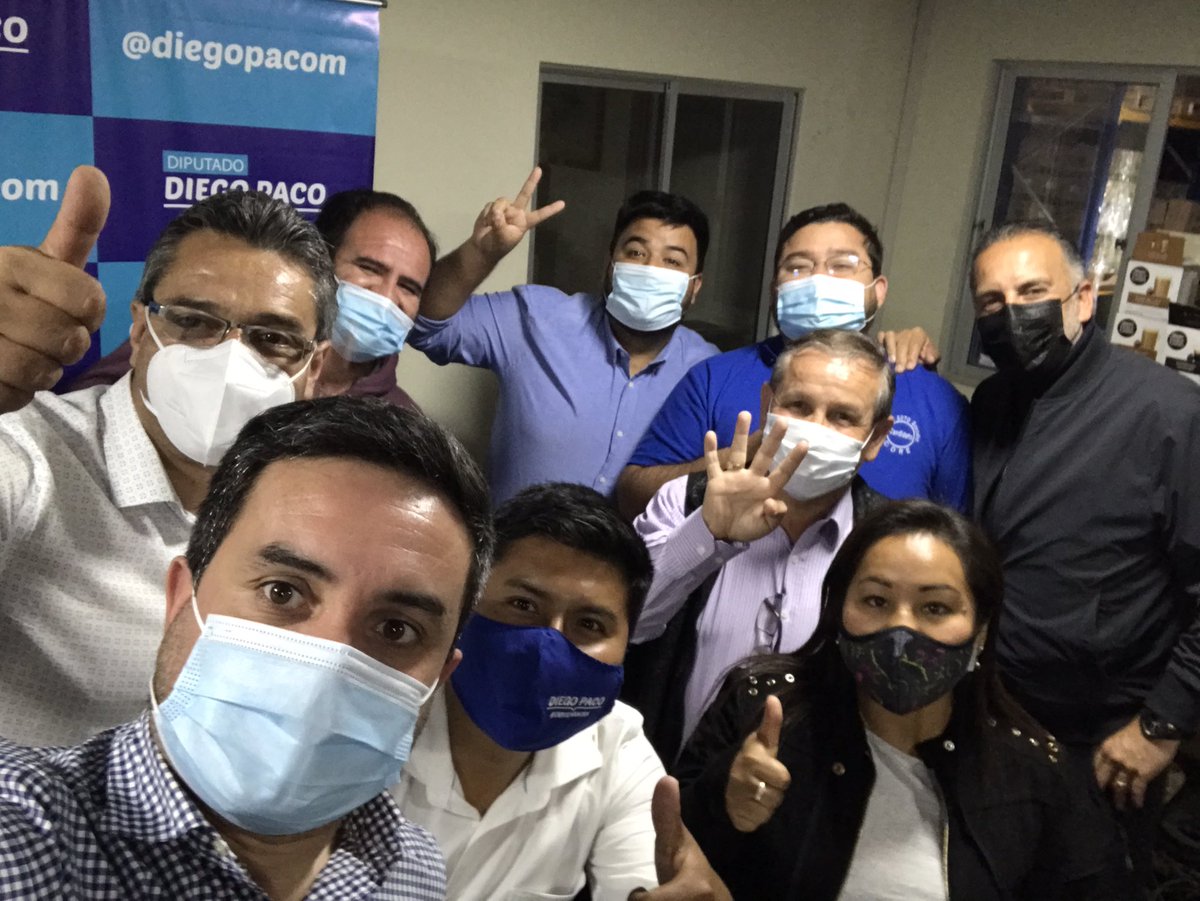 victormardonesb's tweet image. Terminando gran reunión con nuestros candidatos @RNchile a #Core en #Arica @maycolsalamanca @evanzedu @RiveraTarque @MarxeloSG @NeilCastillo18 #PamelaPaco #IvánCarrasco y nuestro candidato a diputado por #AricayParinacota @diegopacom