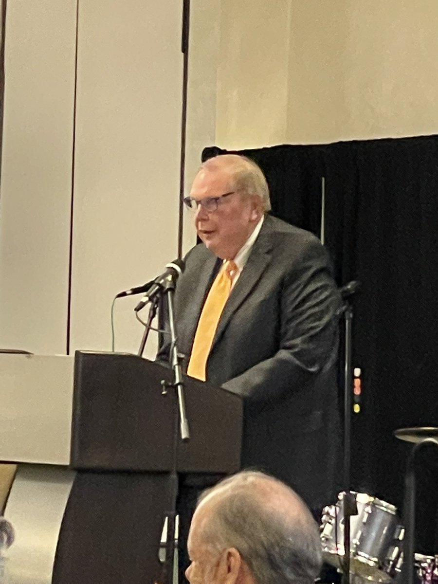 Congratulations to one of my favorite Vols, Dr. Sam Swan who was recognized by <a href="/TNBroadcasters/">TNBroadcasters</a> not just on his retirement from UT but also as the Distinguished Service Award winner for 2019 (honor delayed by COVID). He is simply one of the best. 
<a href="/UTCCI/">UT College of Communication & Information</a> <a href="/UTLuther/">Catherine Luther</a>
