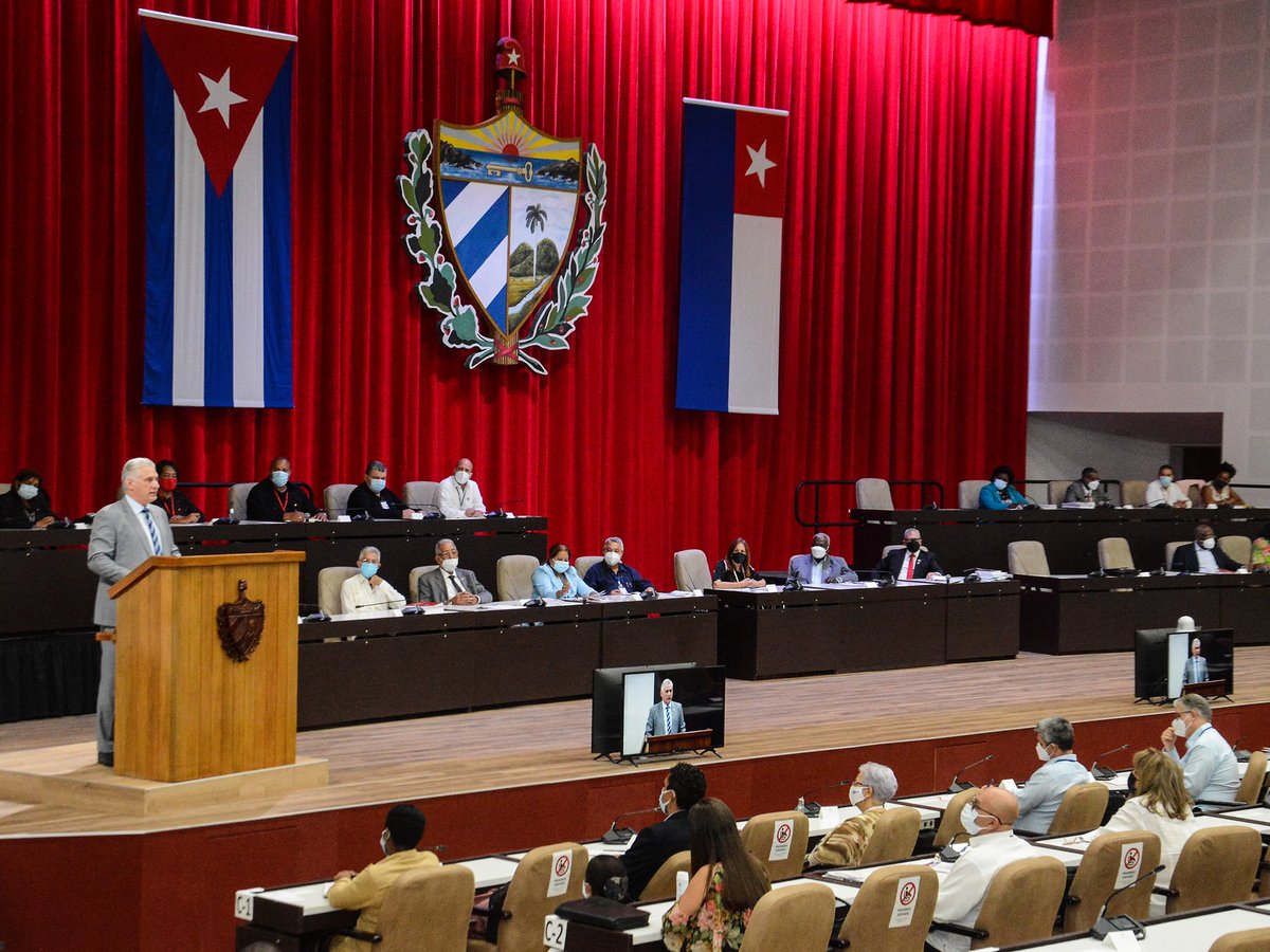 .<a href="/DiazCanelB/">Miguel Díaz-Canel Bermúdez</a> | El #Bloqueo no solo es un castigo a la resistencia. Es el modo cotidiano de impedir que el socialismo se asocie al crecimiento, al progreso y a la prosperidad.