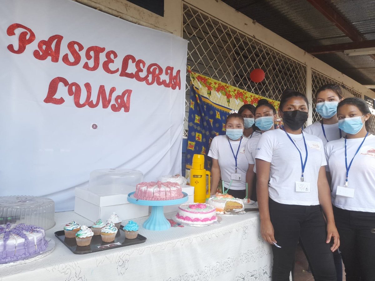 Educación secundaria de Jóvenes y Adultos de las diferentes modalidades de nuestro municipio, realizan presentación de proyectos de vida. Aprender, Emprender y Prosperar.

#VacunandonosUnPuebloQueVence 
#UnidadParaLaProsperidad 
#TodosJuntosVamosAdelante