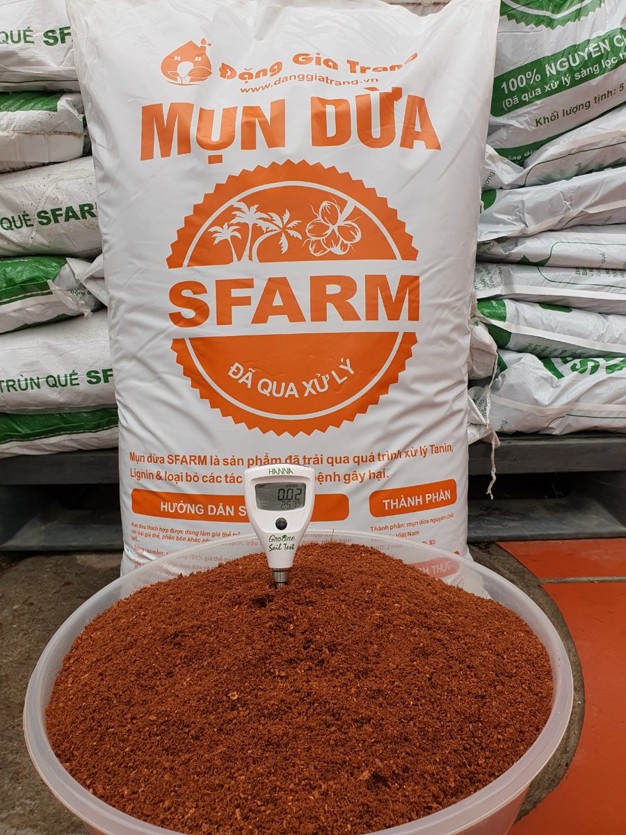 SFarmVN's tweet photo. Vườn nhà vào mùa rồi, các Nông Dân Phố nhớ mang vật tư SFARM về vườn nhé!
Xem thêm kỹ thuật và vật tư làm vườn tại: https://t.co/jTjEzNPb8m https://t.co/w6htJj1swf
