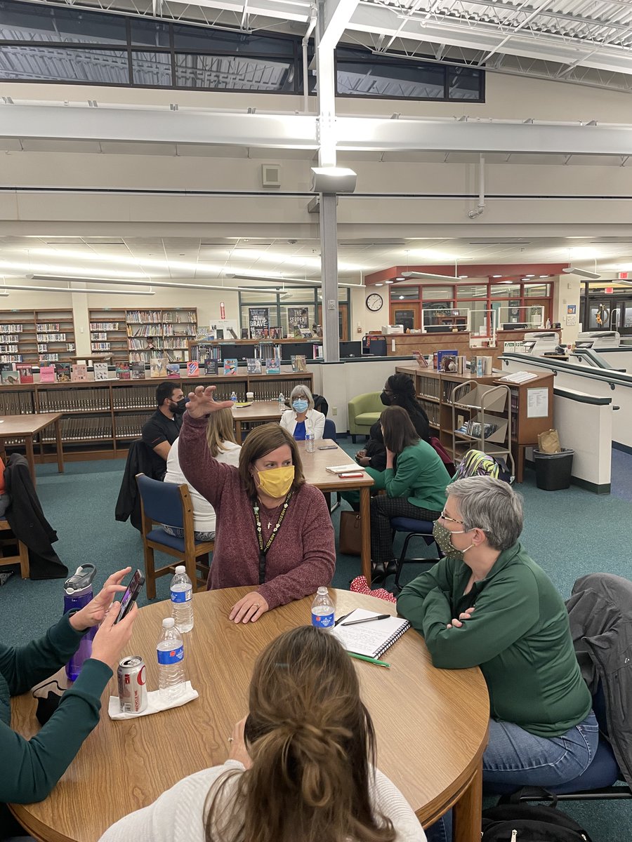 PHS had it's first CTE/STEM Advisory Board meeting in two years and it led to many good ideas for moving forward in those areas. Thanks to representatives from @daughertytweets , <a href="/Boeing/">The Boeing Company</a> , <a href="/sheetmetal36/">Sheet Metal Local 36</a> , <a href="/BommaritoAuto/">Bommarito Automotive Group</a> , <a href="/LeonardoDRSnews/">Leonardo DRS</a> as well as PSD Staff for participating!