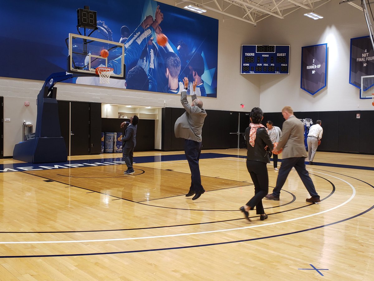 SBEd_TN's tweet photo. Our workshop day concluded with a tour of the @uofmemphis basketball facility and the SBE trying out the court. 

While our Board and staff loved showing off their skills in the new facility, we will all return to our regular policymaking work tomorrow. https://t.co/fRV8t9J7CH