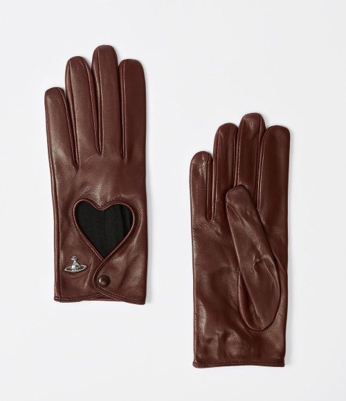 lovesexprada's tweet photo. Vivienne Westwood leather heart gloves https://t.co/DTc6zSPfjv
