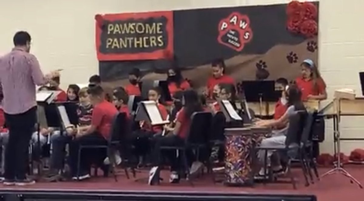 MsV_TheTeacher's tweet photo. Congratulations to our Elementary schools who held their first concerts of the year today! The future of our fine arts are in good hands! @brrrrandon23 @MsJaimie_ @fmeeagles @ctwpanthers @DHE_Bobcats #FMEPride #CTWPride #DHEPride #ClintISDFineArts #WeAreClintISD https://t.co/oG1tEwObRS