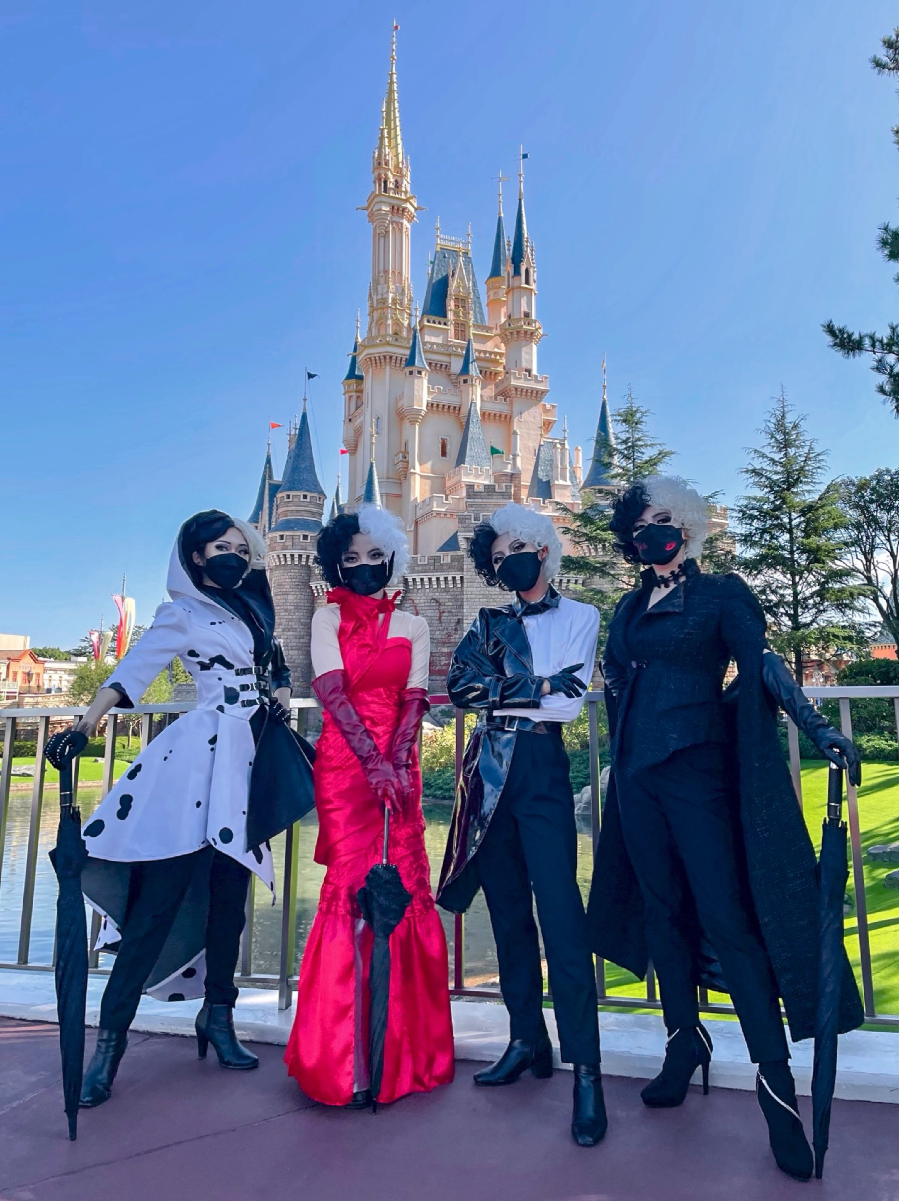 実写版「クルエラ」コスプレ衣装(フルセット)