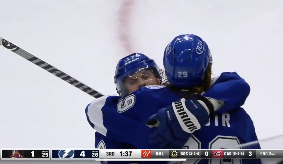 Weissy53's tweet photo. Find yourself someone that supports you like Alex Killorn supports Andrej Sustr https://t.co/MlkkF89GVH