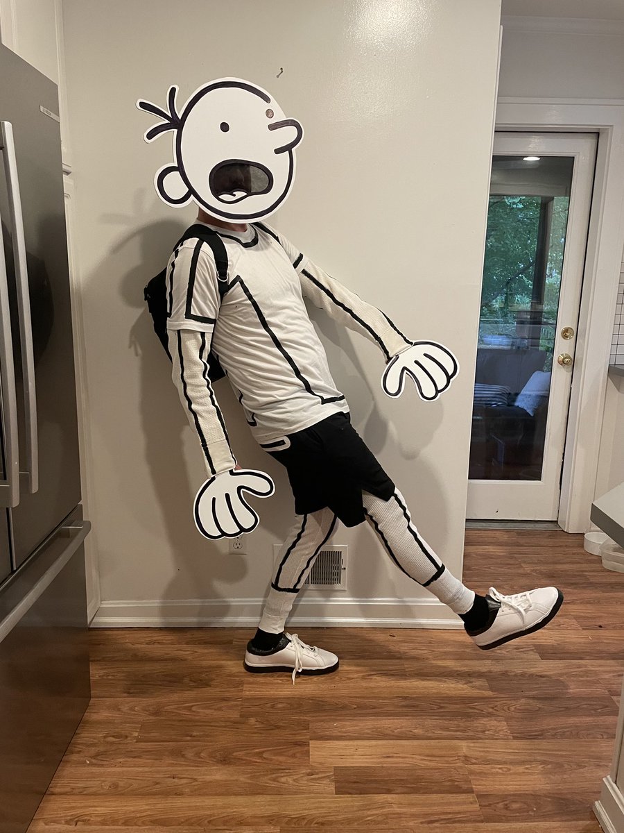 brpumphrey's tweet photo. My wife can pull off any costume I can think of.

#WimpyKid #halloween2021 https://t.co/RM5970nJTt
