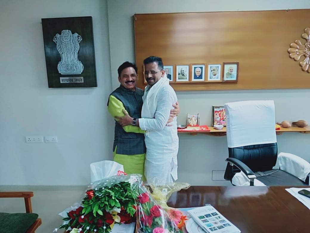 jitubhaiMLA's tweet photo. Warm Birthday Regards to Kheda Loksabha MP &amp; Hon'ble Union Minister Shri @devusinh ji

May almighty bless you with good health and happiness. https://t.co/RMzVGBegtj
