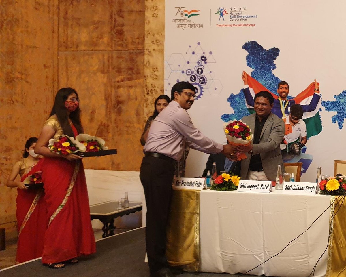 KCCIPL's tweet photo. Skill India - Press conference at The Leela - Gandhinagar organized by NSDC and Khodiyar CAD Center India Pvt Ltd to gather
Heartily thanks to Shri Brijeshkumar Merja, Hon’ble Minister of State, Labor &amp; Employment https://t.co/vdmVI0JUTP