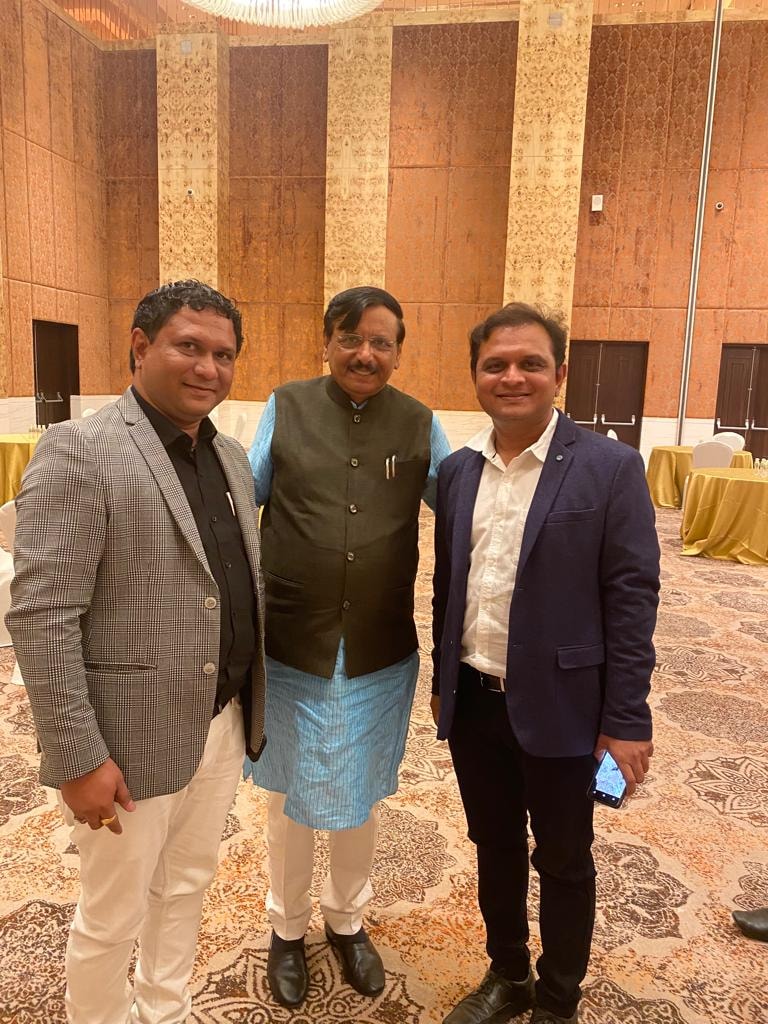KCCIPL's tweet photo. Skill India - Press conference at The Leela - Gandhinagar organized by NSDC and Khodiyar CAD Center India Pvt Ltd to gather
Heartily thanks to Shri Brijeshkumar Merja, Hon’ble Minister of State, Labor &amp; Employment https://t.co/vdmVI0JUTP