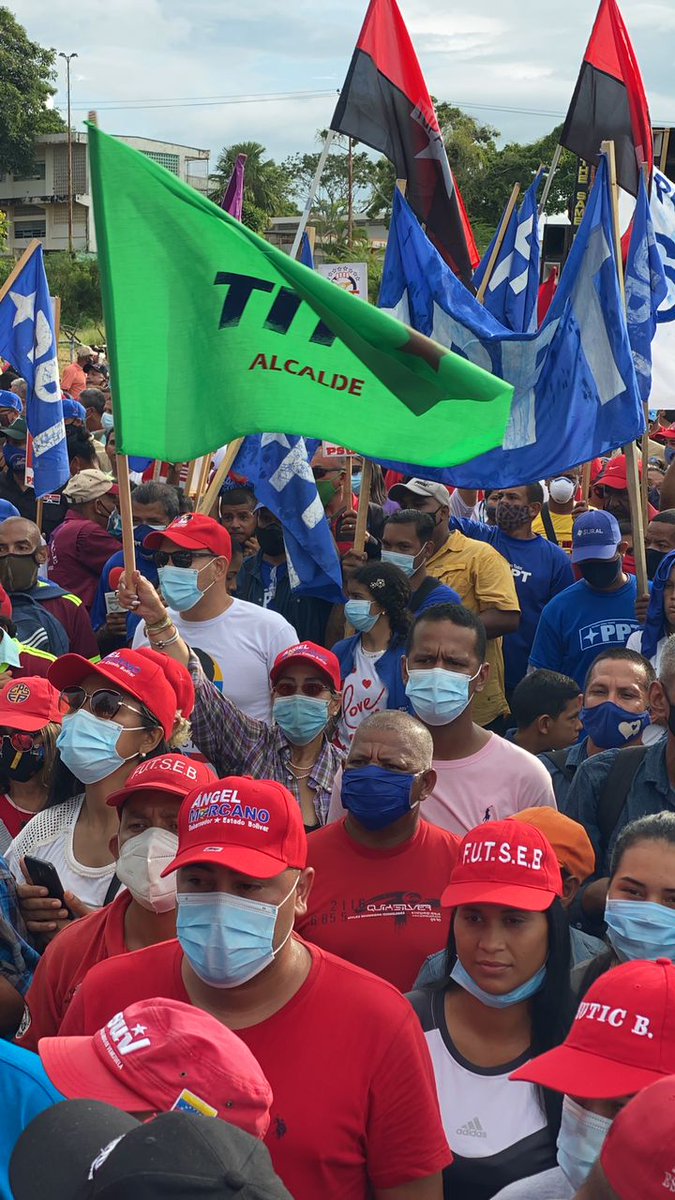 OviedoPSUV's tweet photo. Llegó el momento de trabajar con más fuerza para el renacer de Bolívar. ¡Con unidad y con la bendición de nuestra gente alcanzaremos la victoria!

#FestivalMundialDePoesía
#VamosCiudadGuayana https://t.co/tDOywAt2so