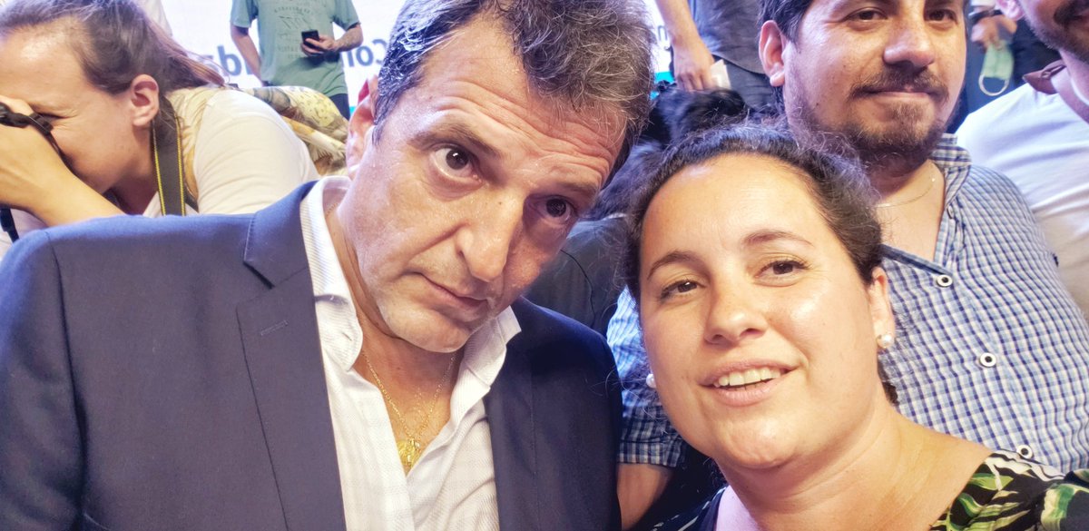 MOREFRUTOS's tweet photo. Compartir estos encuentros, reafirmando nuestro compromiso con los vecinos y vecinas de cada ciudad, nos consolida en este espacio que nos representa, que nos une!Gracias @QNoee2 por caminar juntas!
#PlenarioPBA 
@SergioMassa @MalenaMassa @nazalagamba @David_Alcala @joselpallares https://t.co/HUZbU6Pwhg