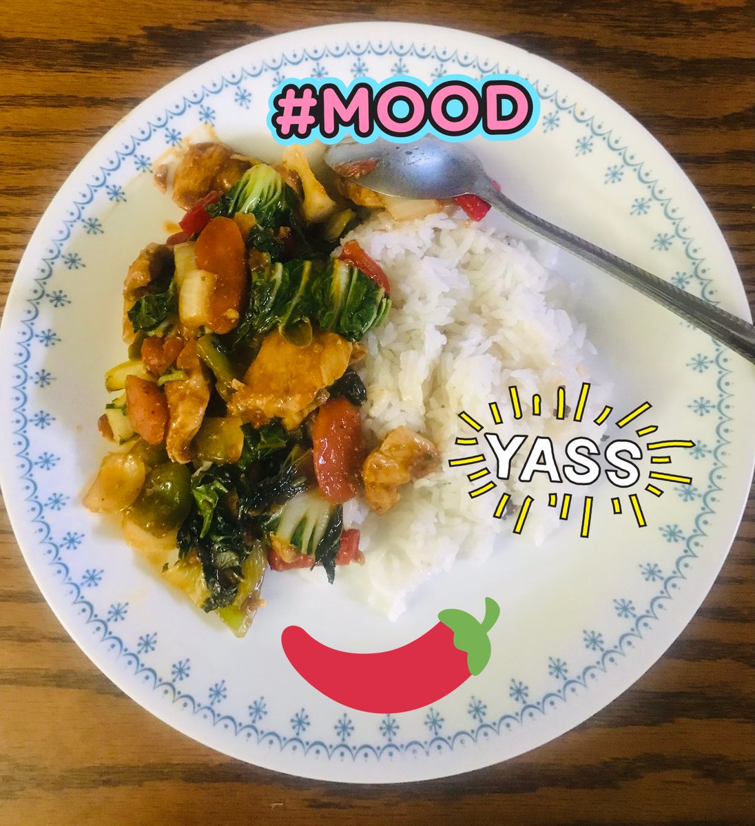 realMJSharma's tweet photo. #Dinner stir fry chicken over clove infused steam rice. Off da hook!😁
Veggies involved - carrots, bell peppers, celery, baby bok choy,onion, tomatoes, fresh basil. And garlic, ginger, spicy chilli aka holy trinity😜. Voila!👇🏽
#SharingIsCaring
#CookingAtHomeWithJay #FBR https://t.co/5lwrtRPUKf